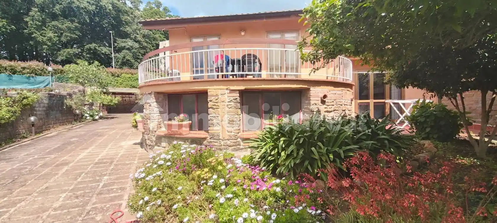 Villa in vendita a Manziana