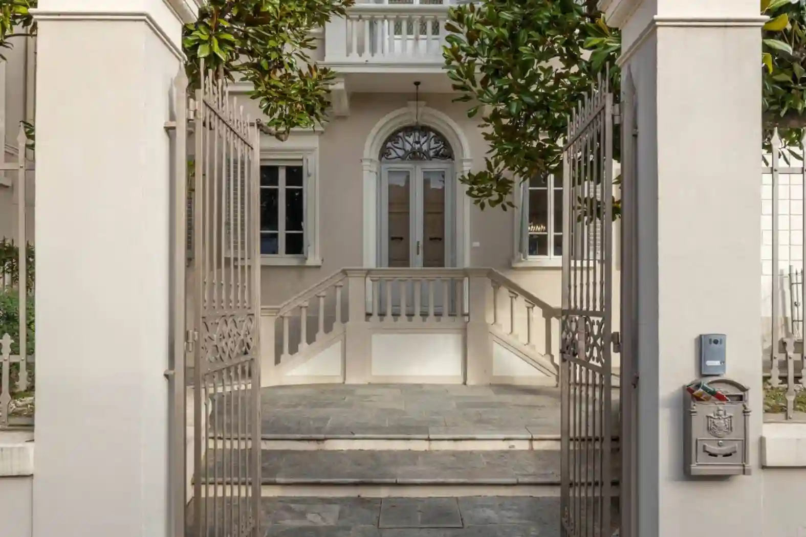 Villa - foto 2