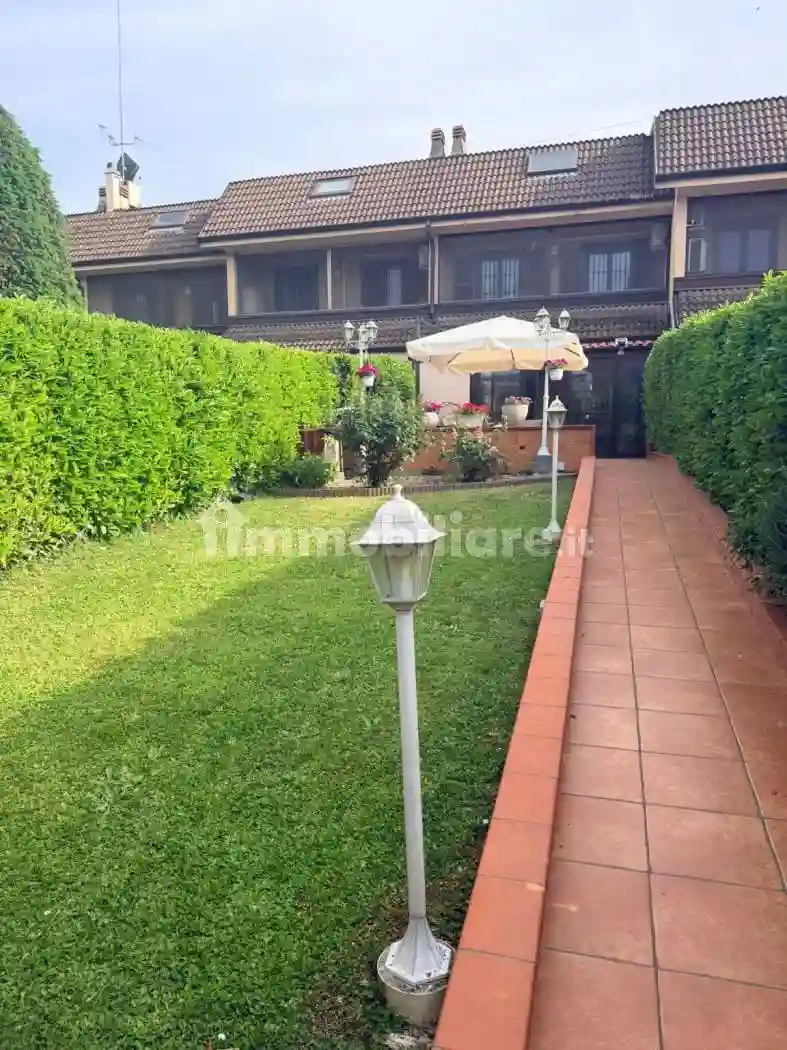 Villetta a schiera - foto 2