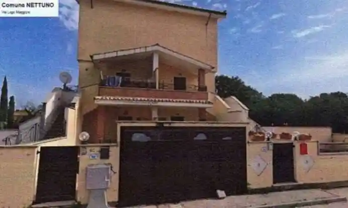 Villetta a schiera in vendita a Nettuno