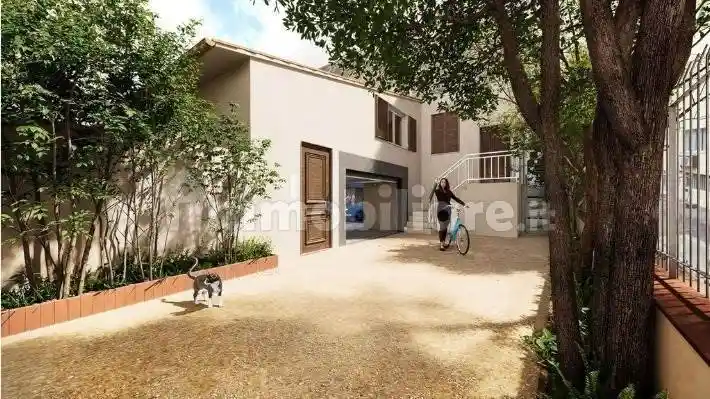 Casa indipendente in vendita a Firenze