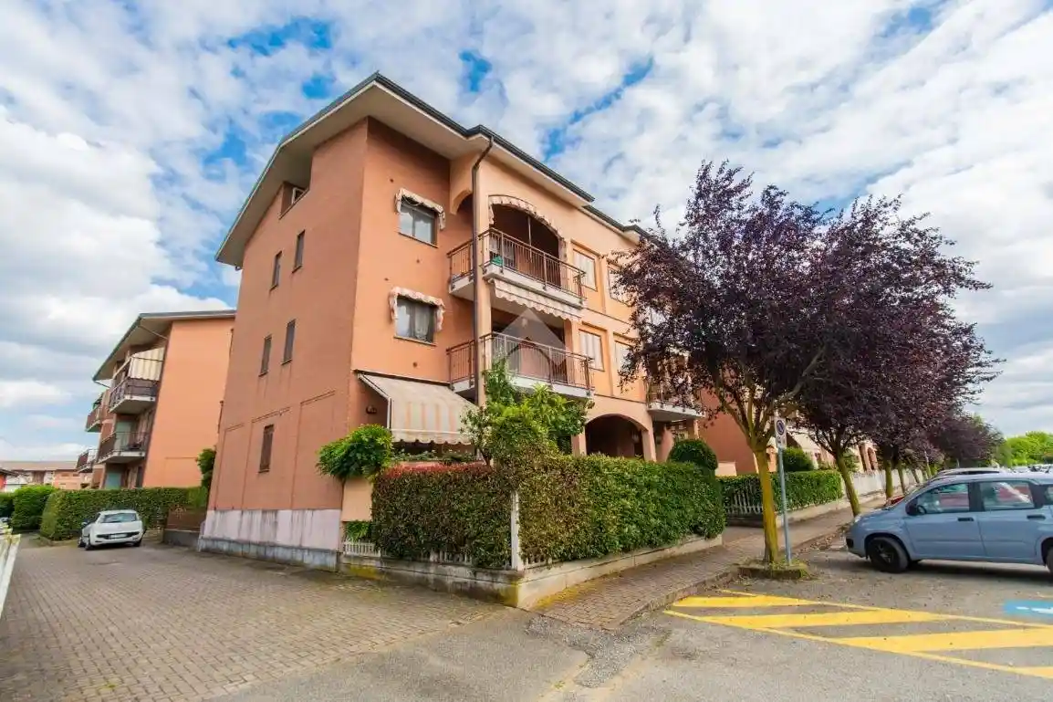 Appartamento in vendita a Leinì