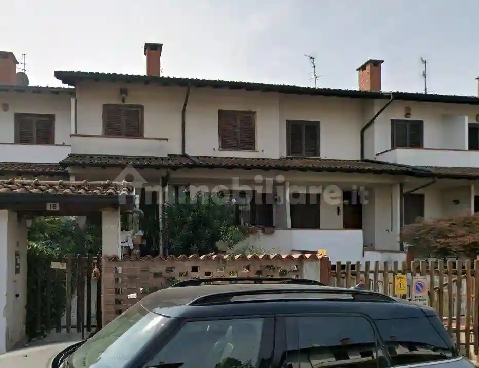 Villetta a schiera - foto 2