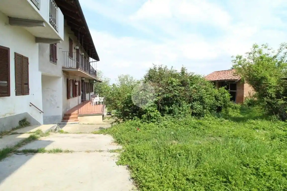 Rustico - Casale in vendita a Guarene