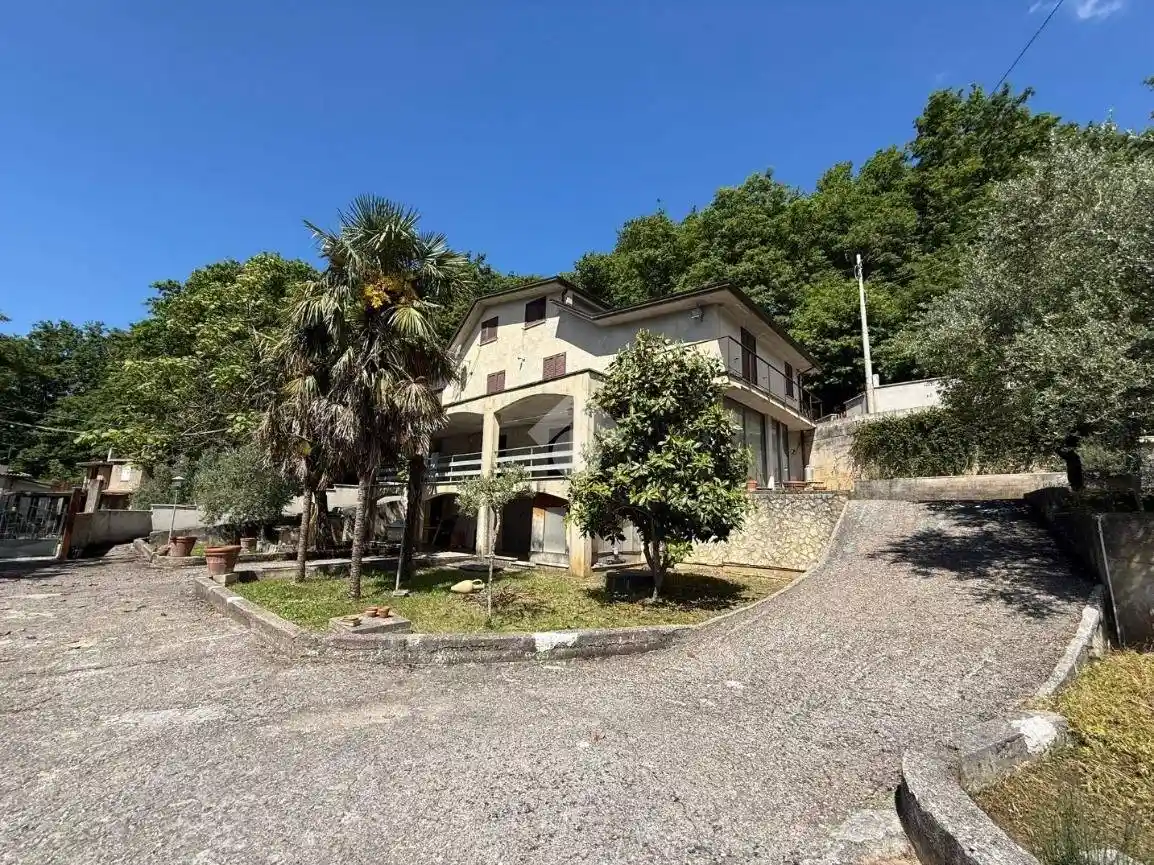 Villa in vendita a Subiaco