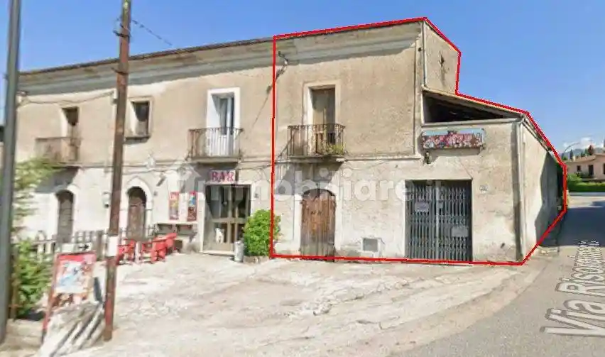Palazzo - Edificio in vendita a Cervaro