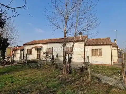 Villa in vendita a Rovigo