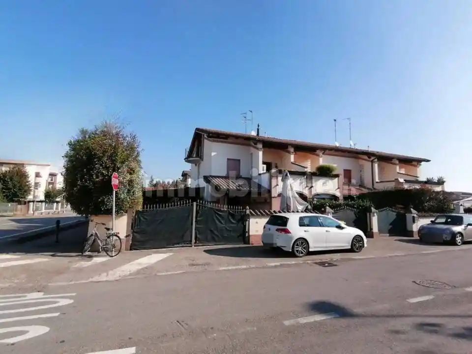 Villetta a schiera in vendita a Parma