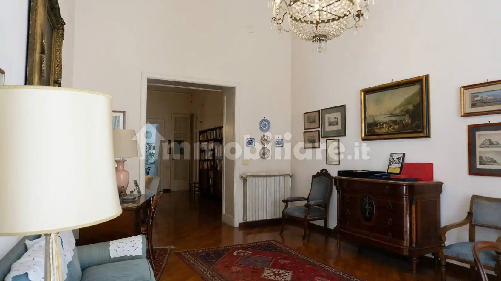 Appartamento in vendita a Napoli