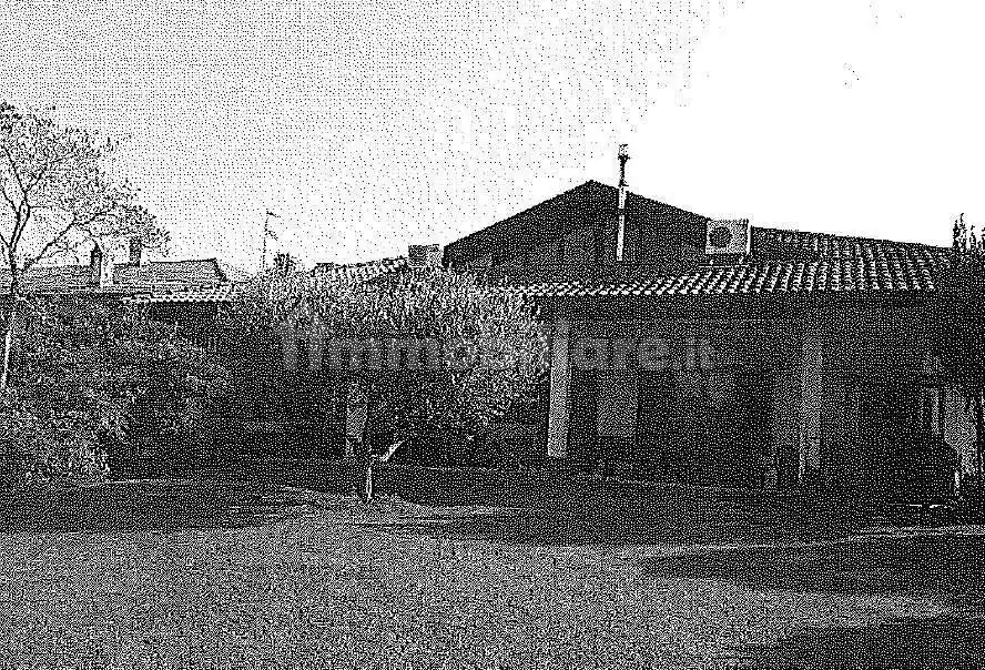 Villa in vendita a Angera