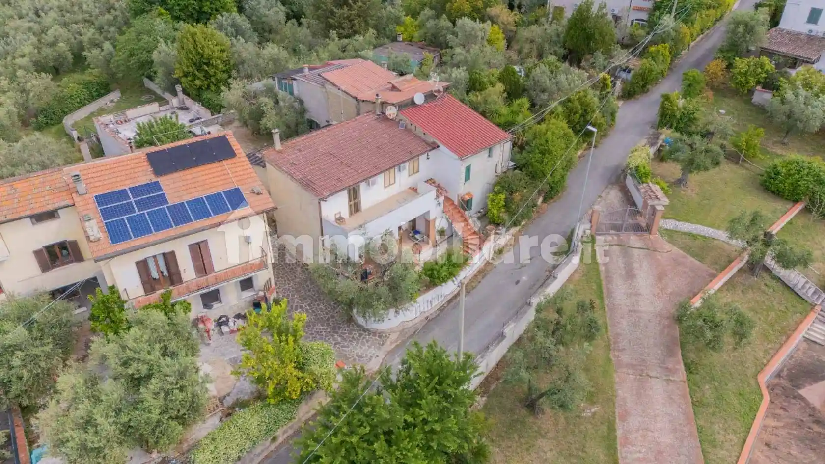 Appartamento in vendita a Fara in Sabina