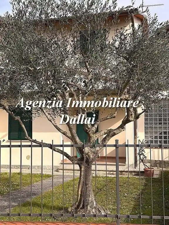 Casa indipendente in vendita a Scarperia e San Piero