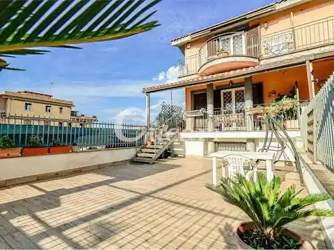 Villa in vendita a Roma