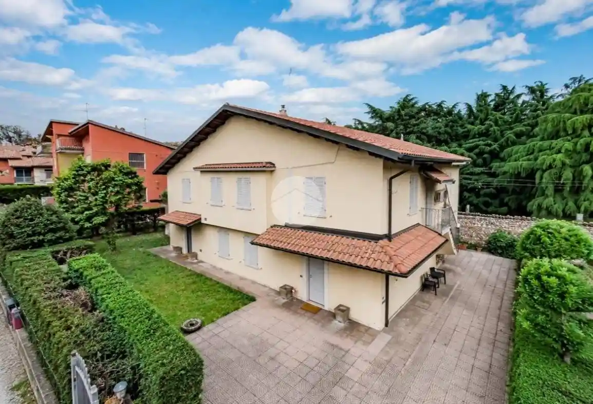 Villa in vendita a Chiari