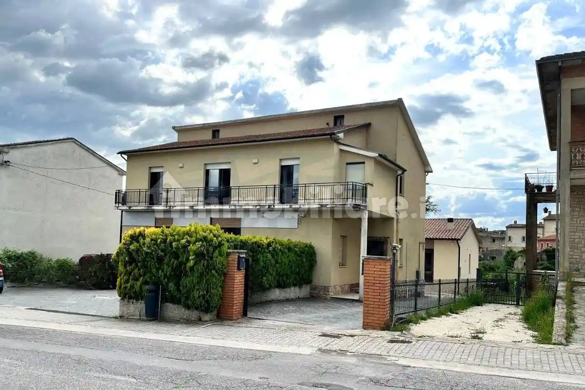 Appartamento in vendita a Massa Martana