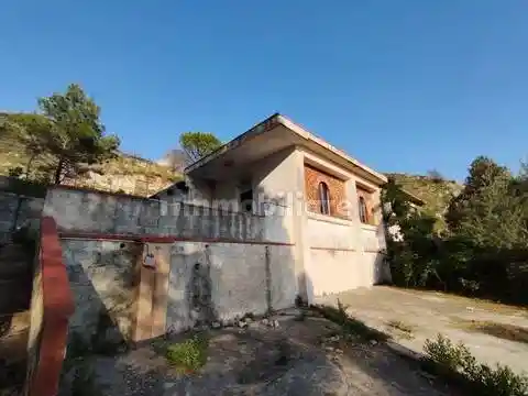 Villa in vendita a Montelepre