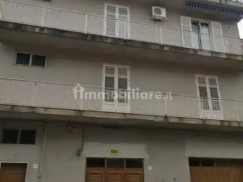 Appartamento in vendita a Montelepre