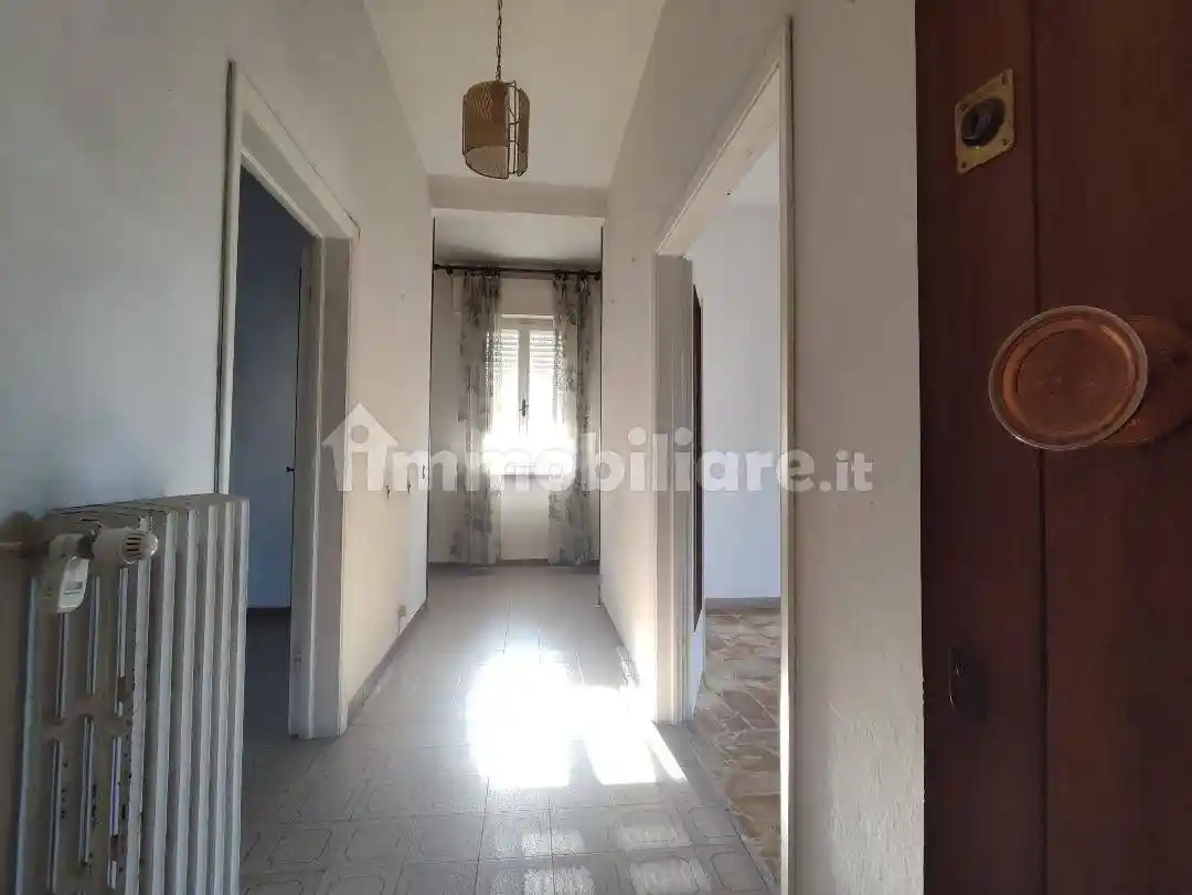 Appartamento in vendita a Cecina