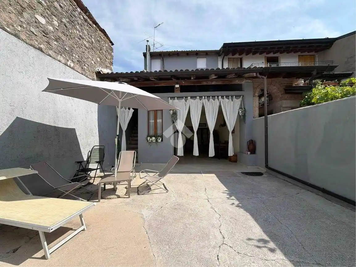 Appartamento in vendita a Calcinato