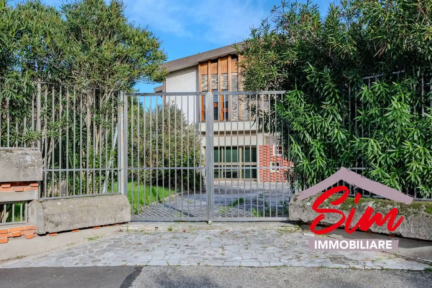 Villa in vendita a Romentino