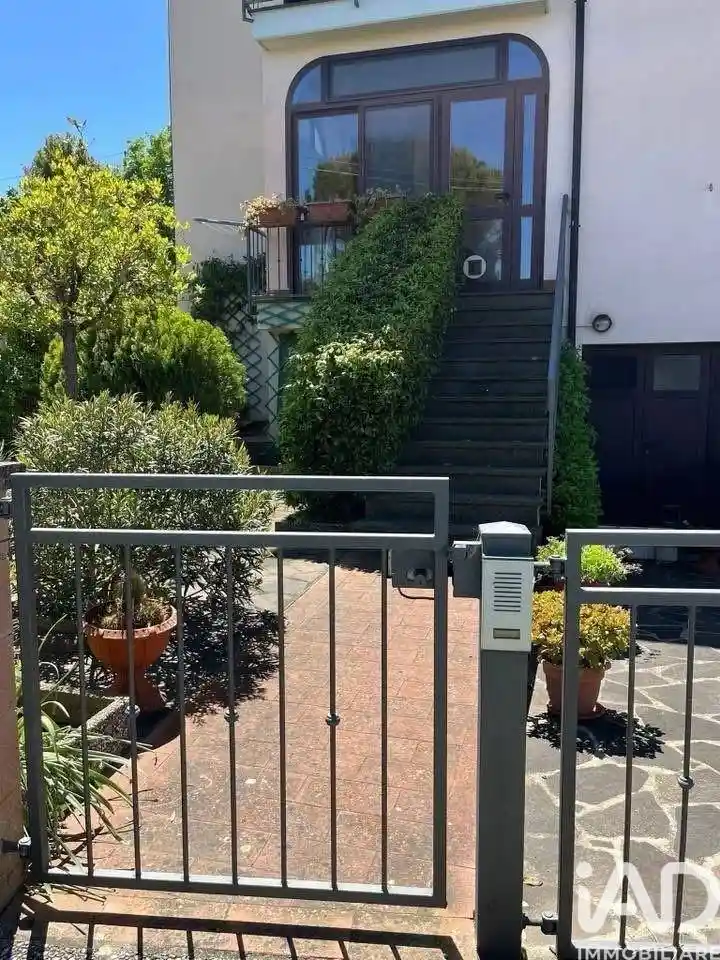 Appartamento in vendita a Montescudaio