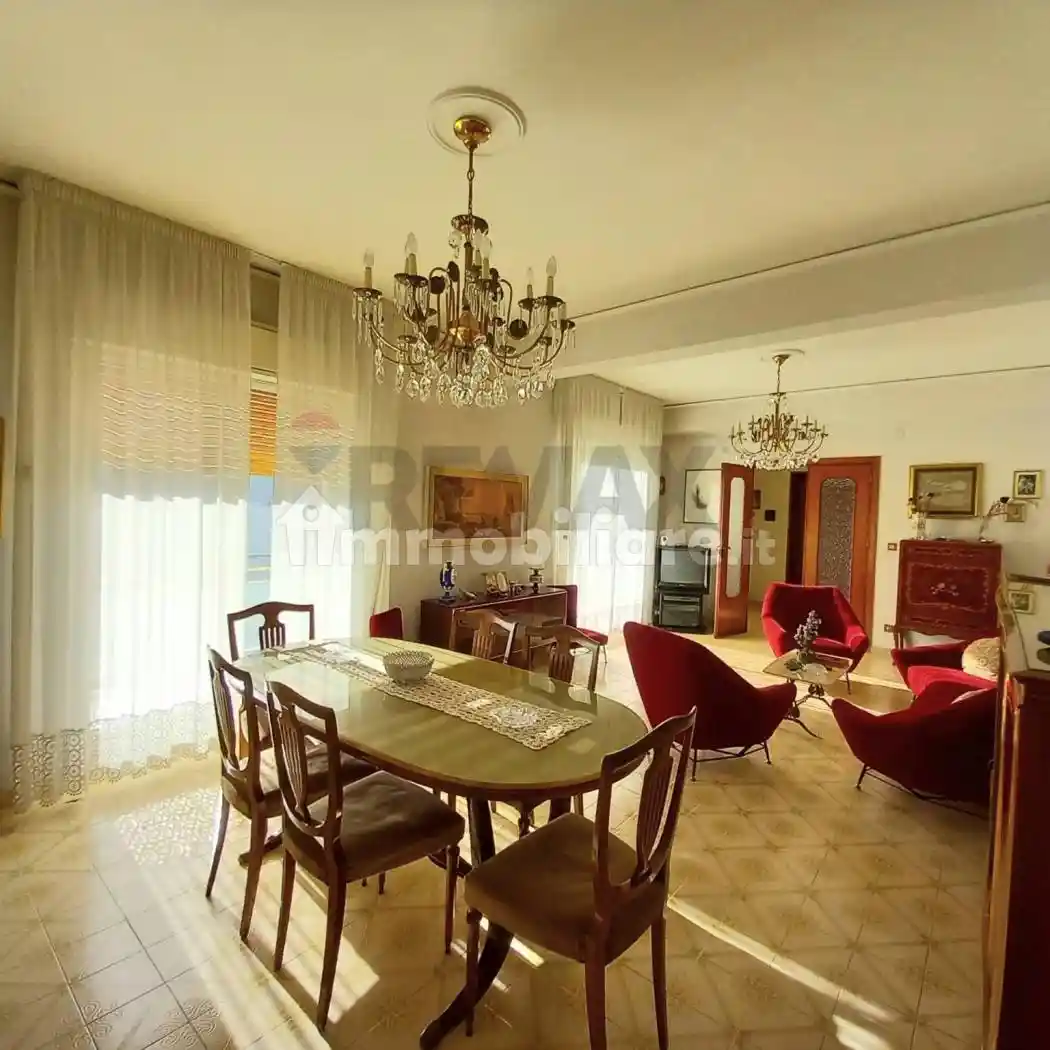 Appartamento in vendita a Palermo