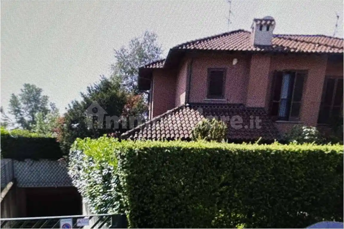 Villa in vendita a Vizzolo Predabissi