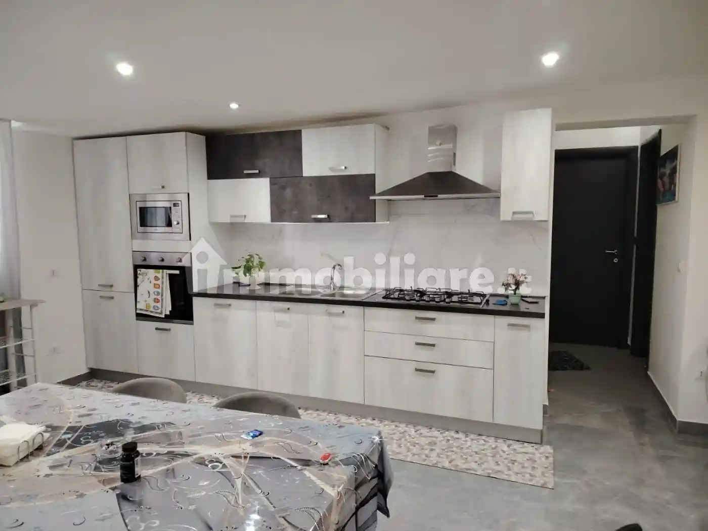 Appartamento in vendita a Altavilla Milicia