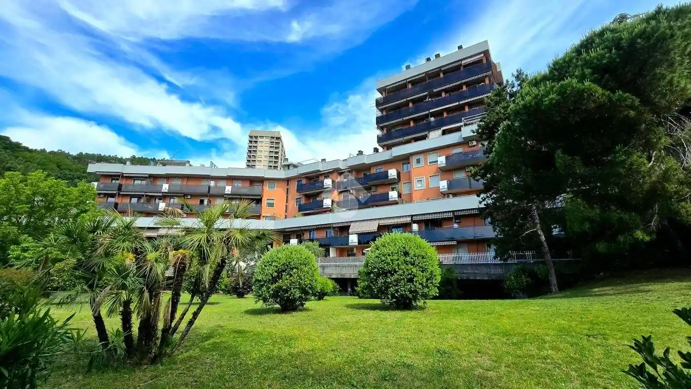 Appartamento in vendita a Genova