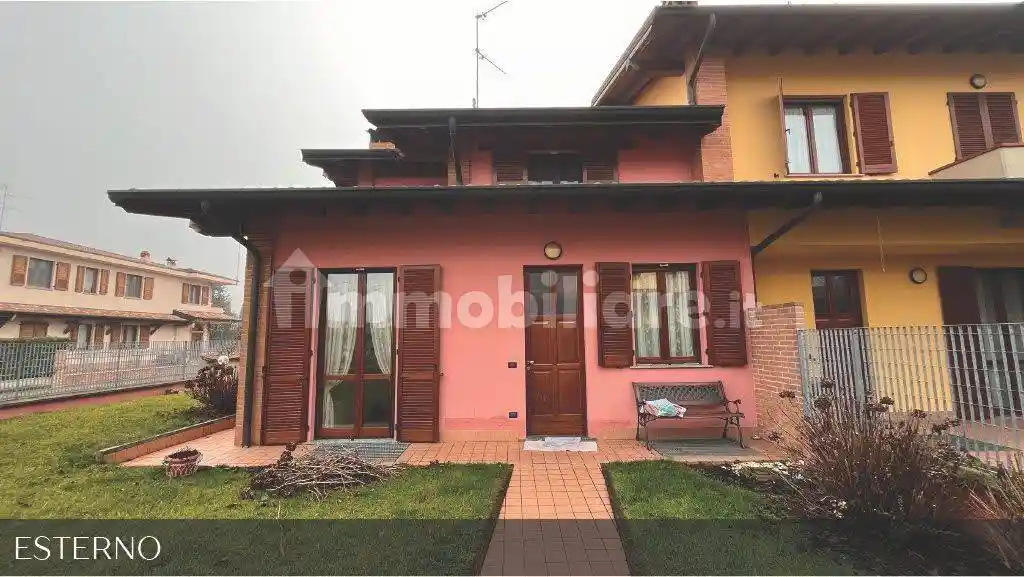 Villetta a schiera in vendita a Cividate al Piano