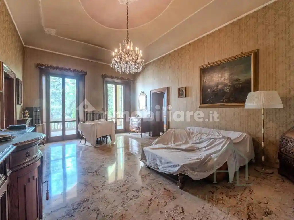 Appartamento in vendita a Forlì