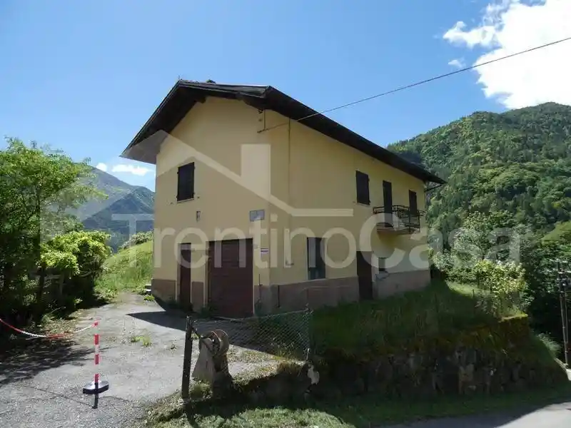 Casa indipendente in vendita a Valdaone