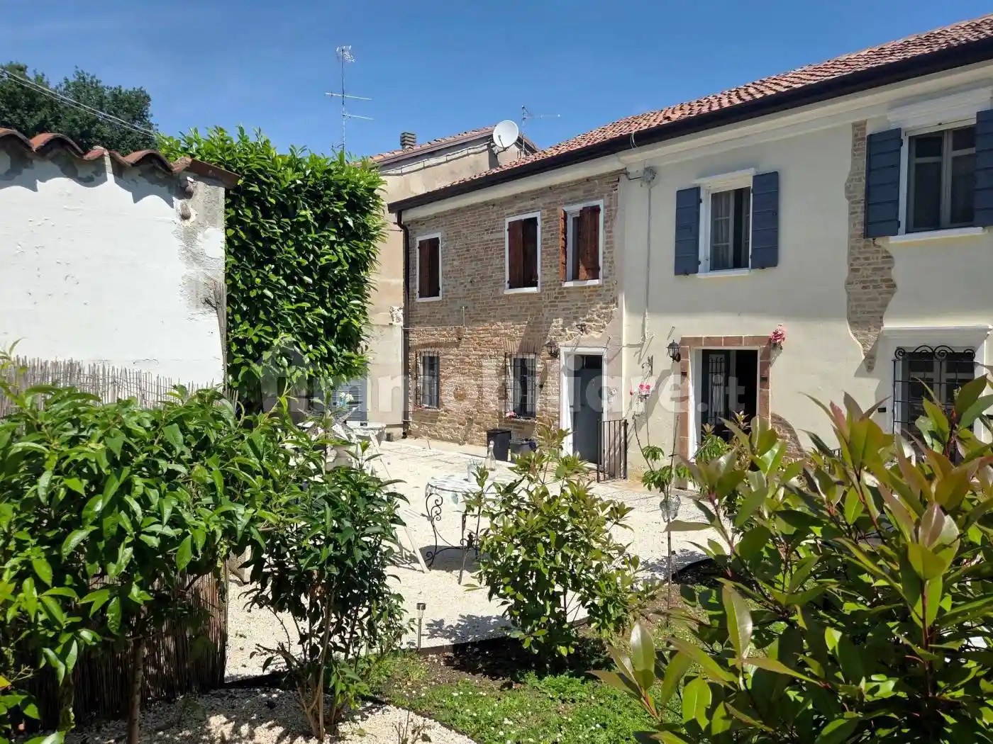 Casa indipendente in affitto a Sustinente