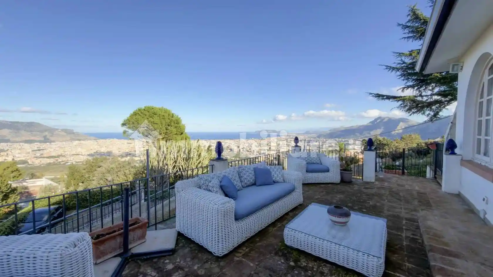 Villa in vendita a Palermo