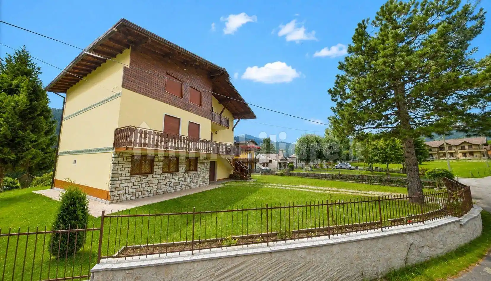 Villa in vendita a Roana