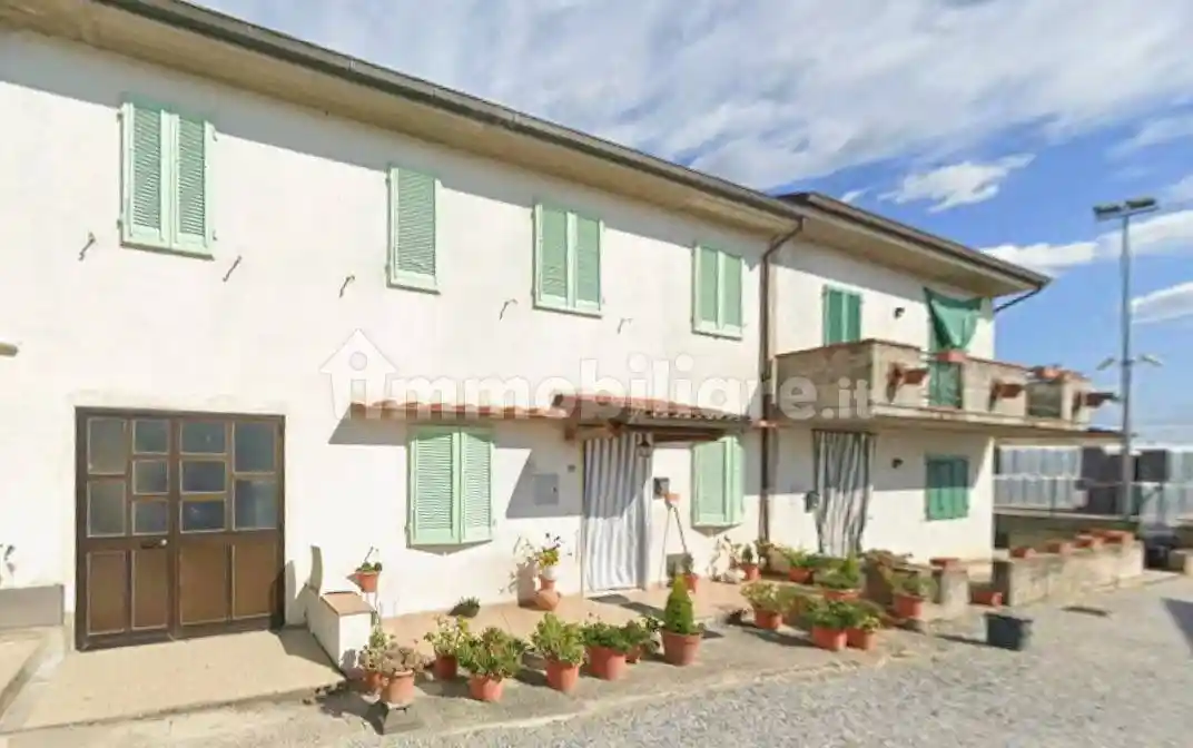 Casa indipendente in vendita a Lamporecchio