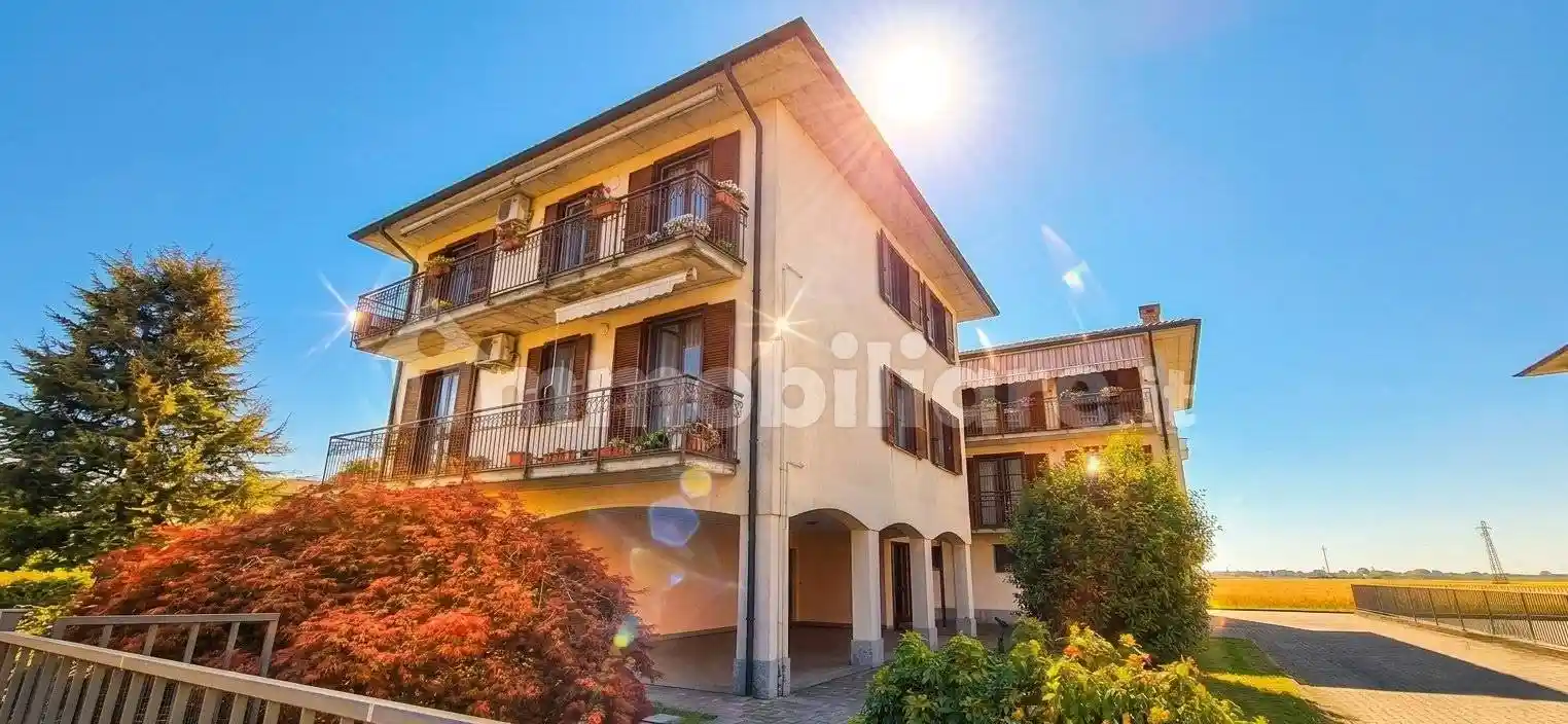 Appartamento in vendita a Linarolo