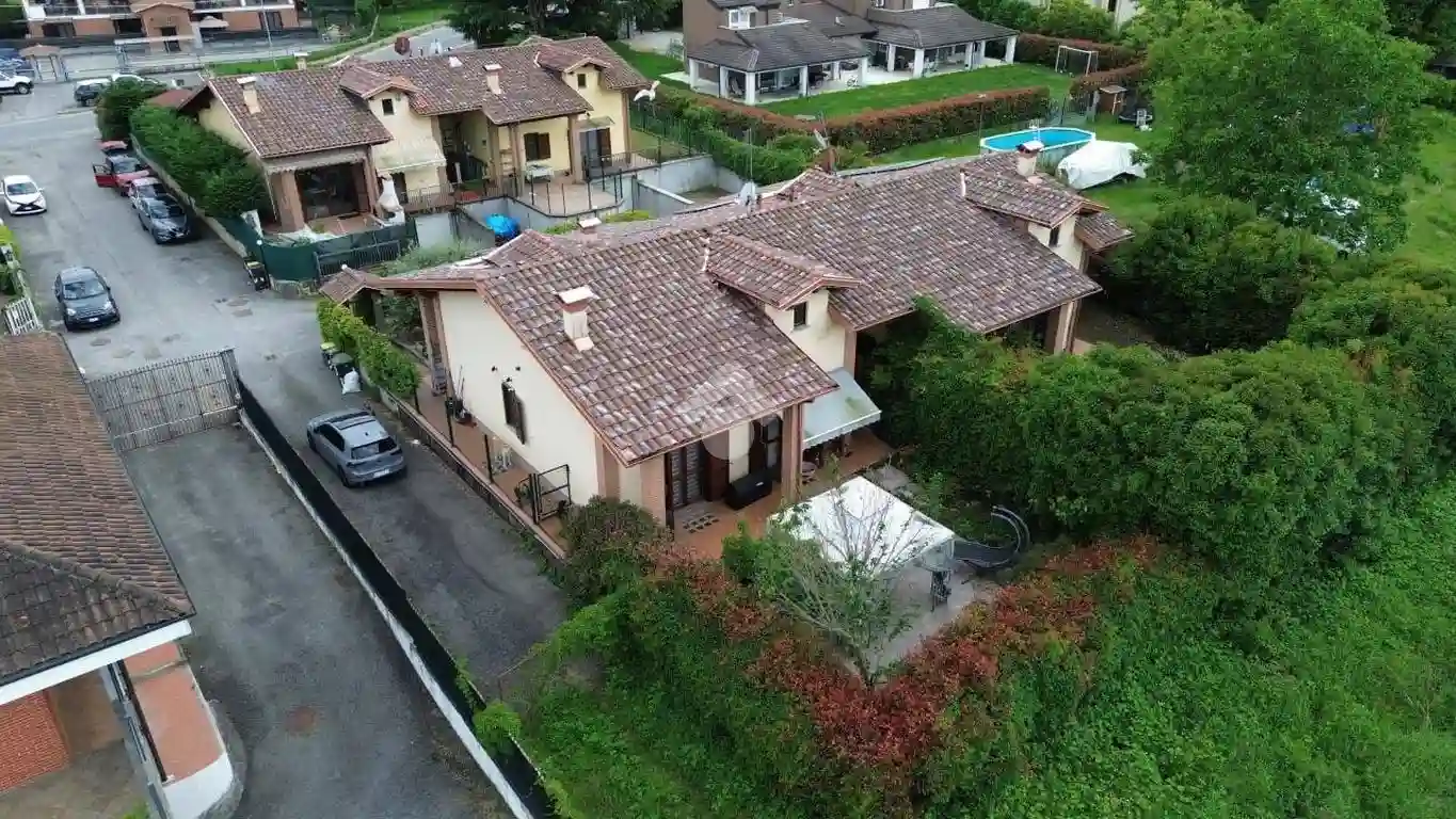 Villa - foto 2