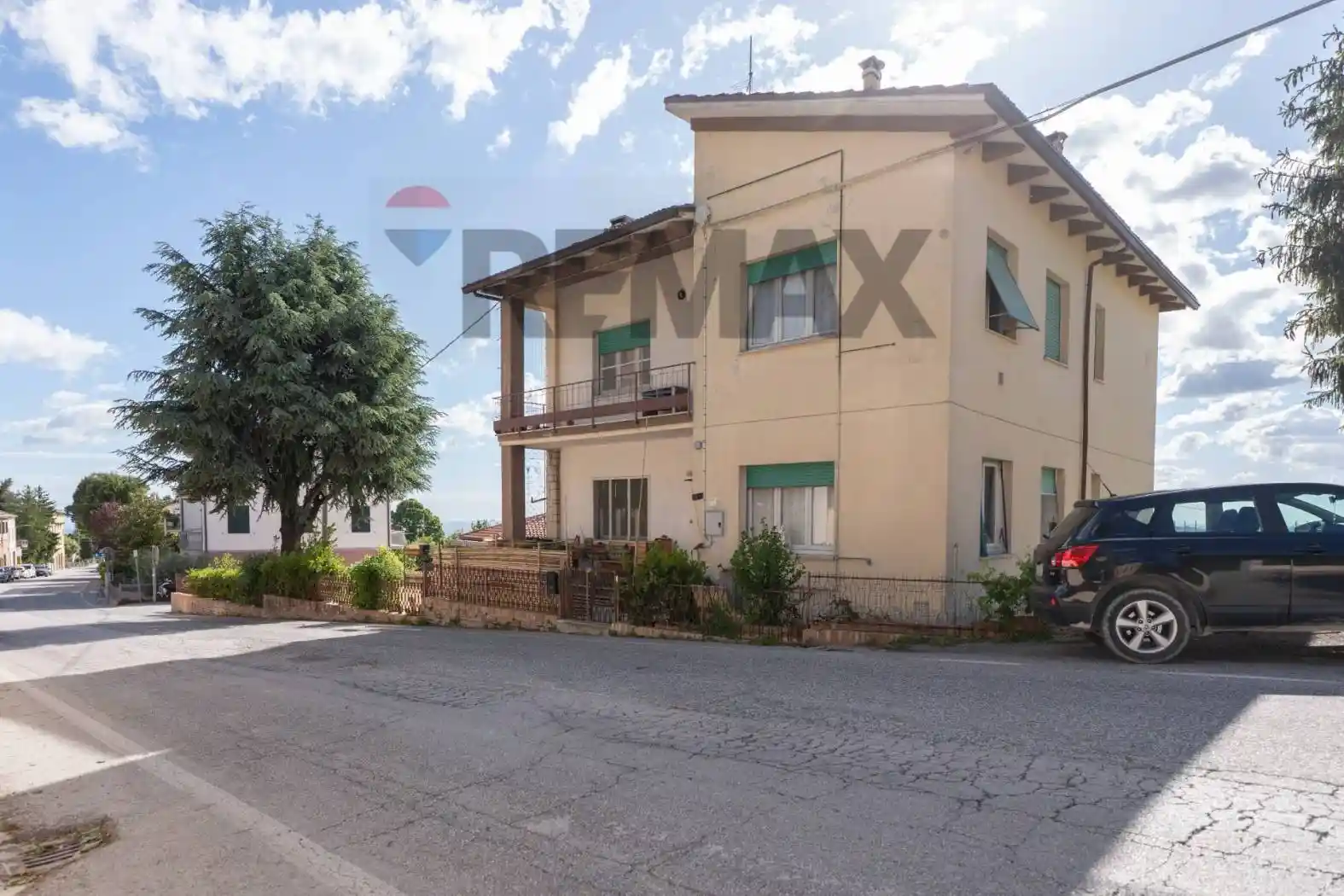 Casa indipendente in vendita a Cupramontana