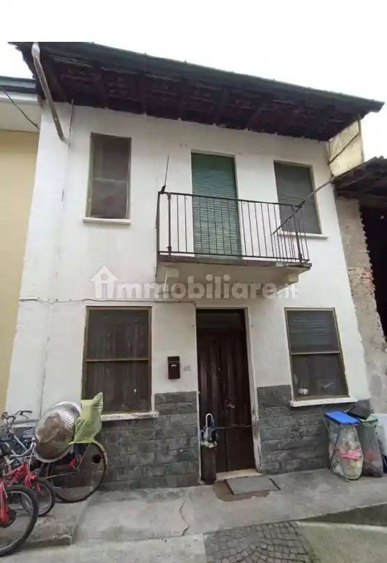 Casa indipendente in vendita a Cerano