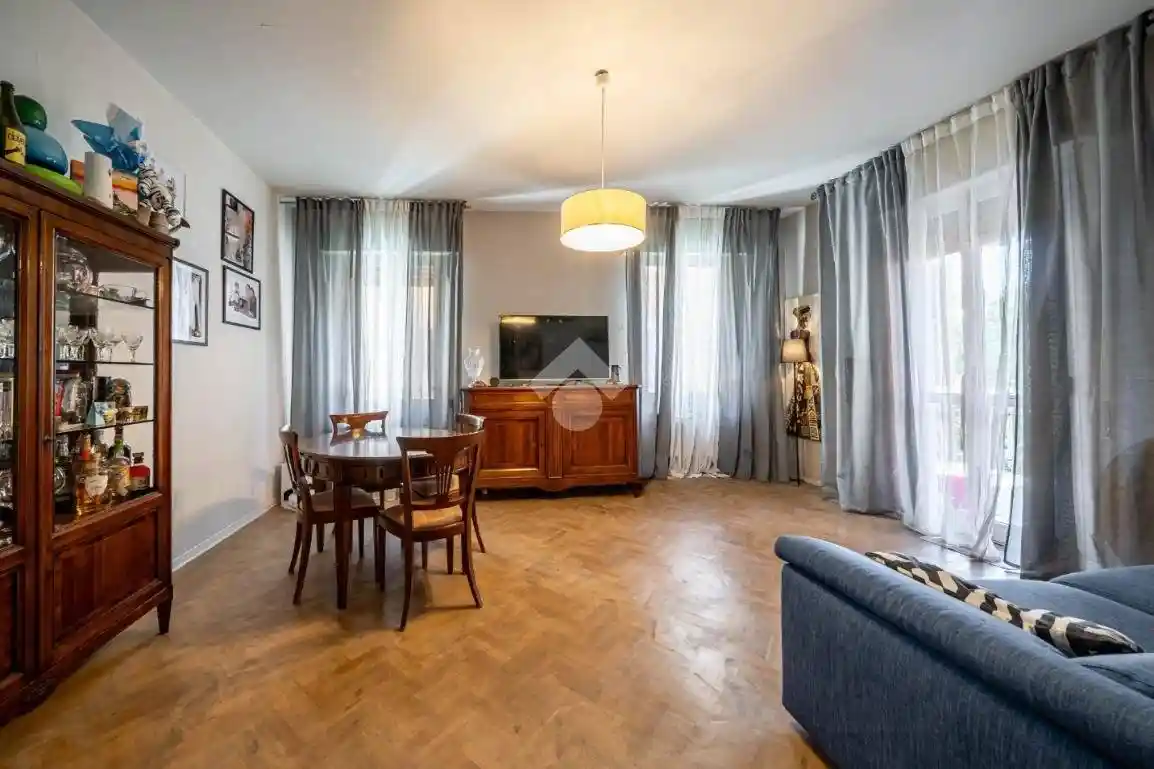 Appartamento in vendita a Modena