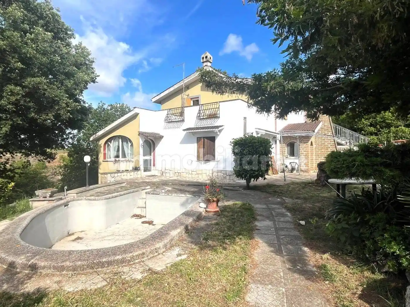Villa in vendita a Aprilia
