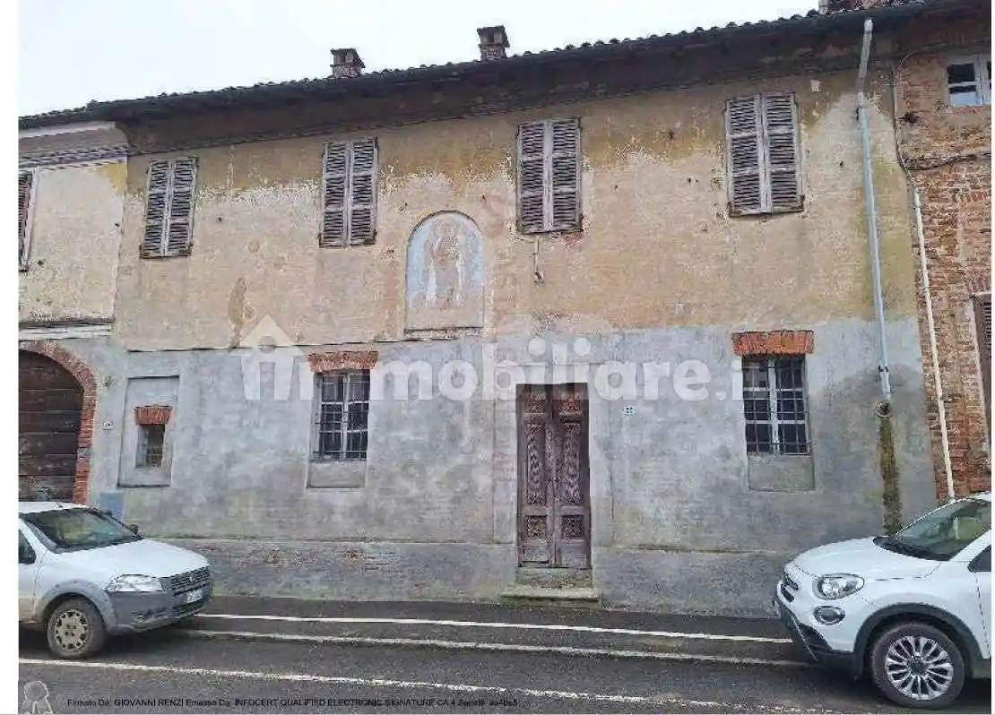 Casa indipendente in vendita a Rosasco