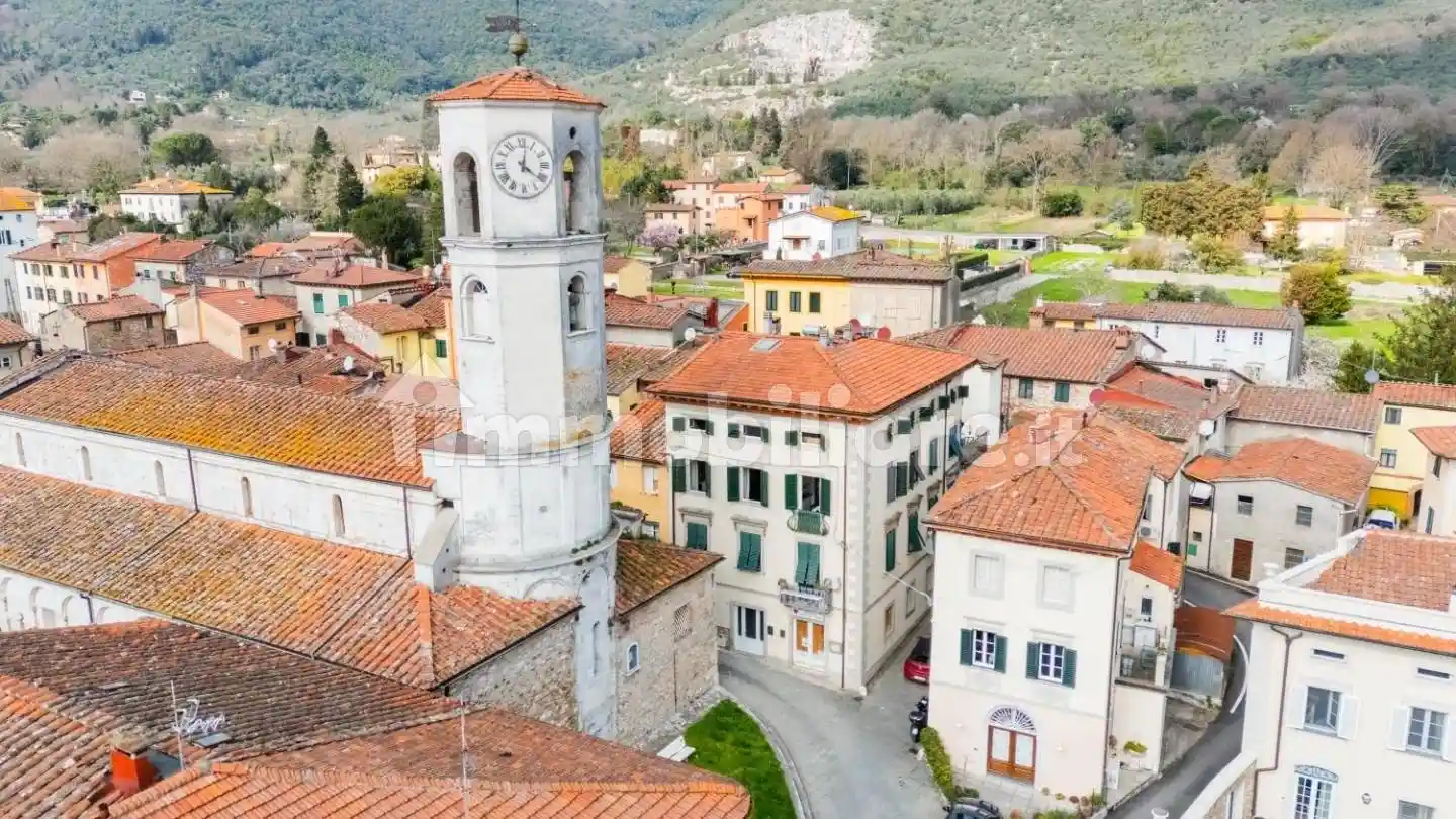 Appartamento in vendita a Lucca