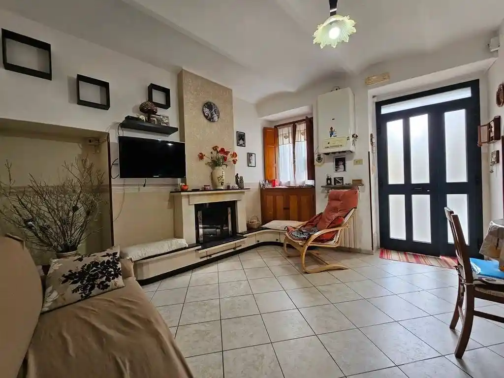 Casa indipendente in vendita a Castelguidone
