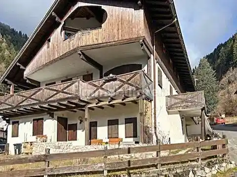 Appartamento in vendita a Pieve di Cadore