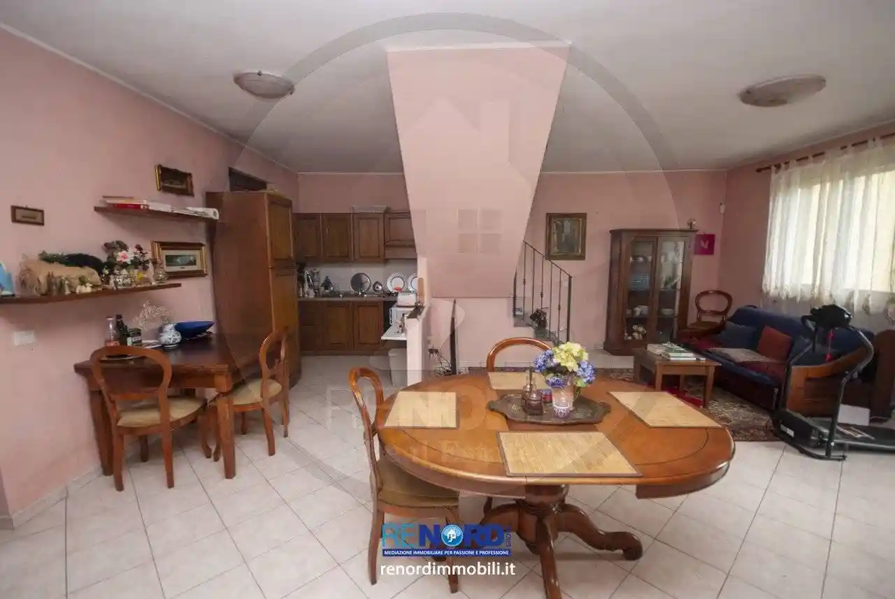 Villetta a schiera in vendita a Chignolo Po