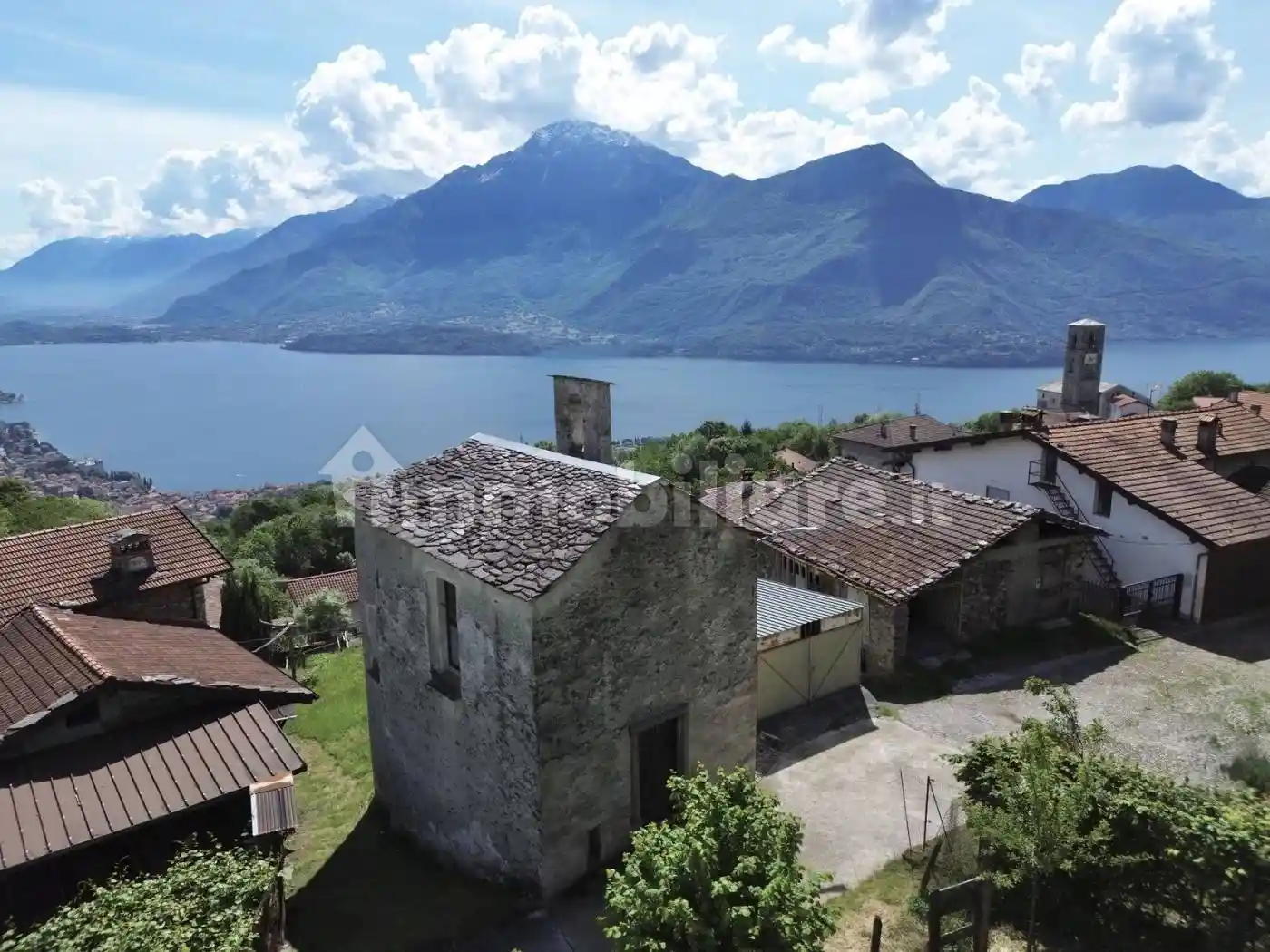 Rustico - Casale in vendita a Gravedona ed Uniti