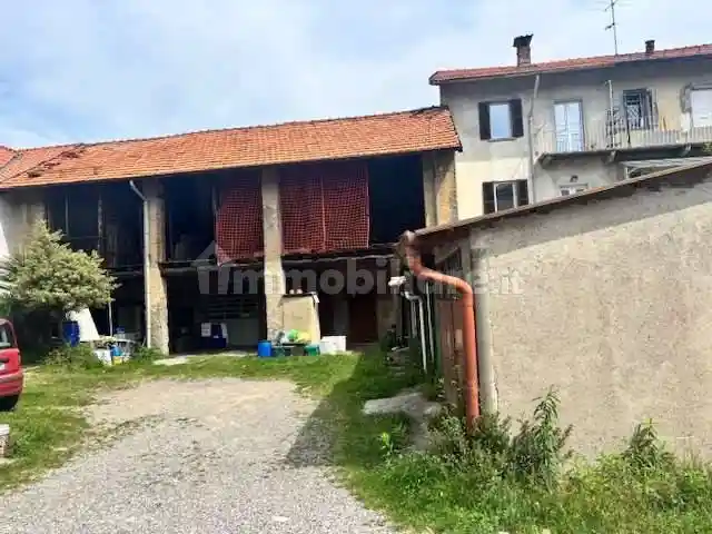 Rustico - Casale in vendita a Fino Mornasco