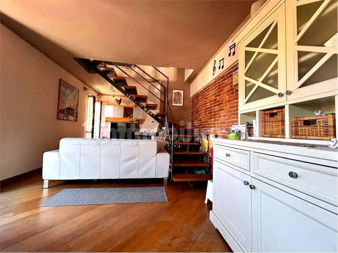 Casa indipendente in vendita a Arona